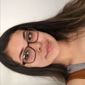 Meet your Posher, Gabi